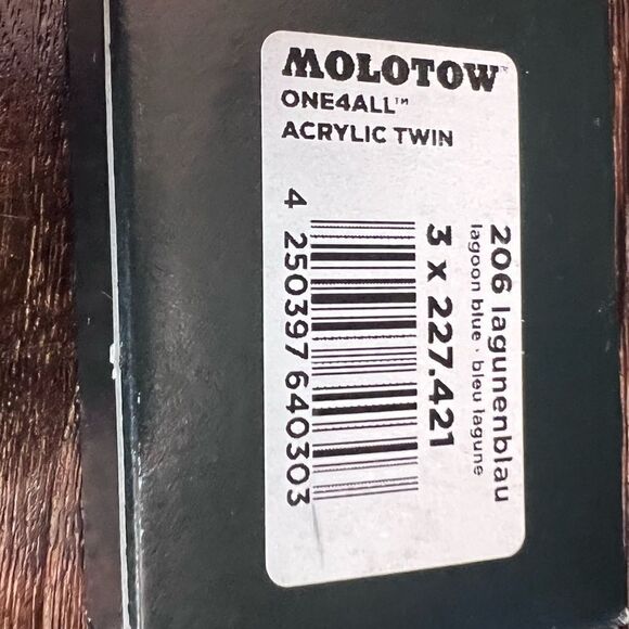 Molotow One4All Acrylic Twin Pump Marker in Lagoon Blue. 1.5mm/4mm Nibs. 3 Pack. - Picture 9 of 13